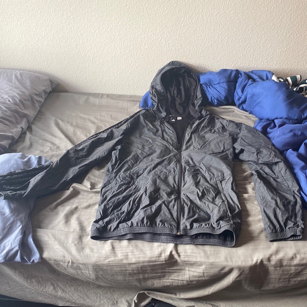 Adidas Men’s Wind breaker/Sport Jacket; Size L